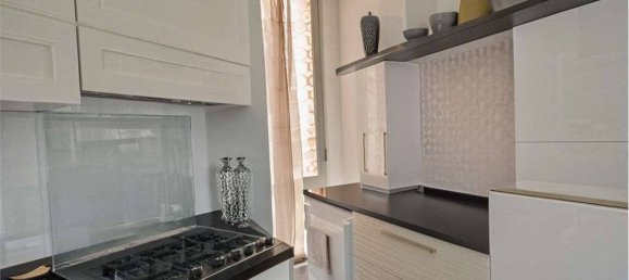 Apartamento de 2 dormitorios en Udine, Italy No. 101443 9