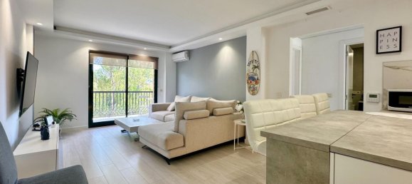 2 bedrooms Apartment in Fuengirola, Spain No. 156307 4