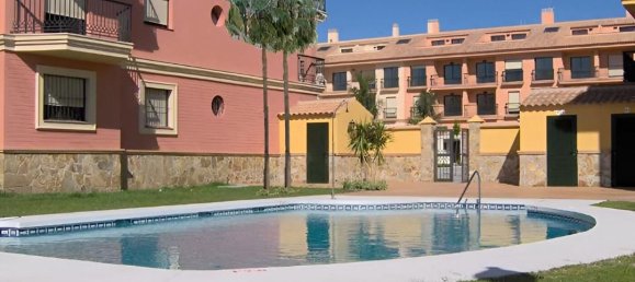 2 bedrooms Apartment in Fuengirola, Spain No. 156307 2