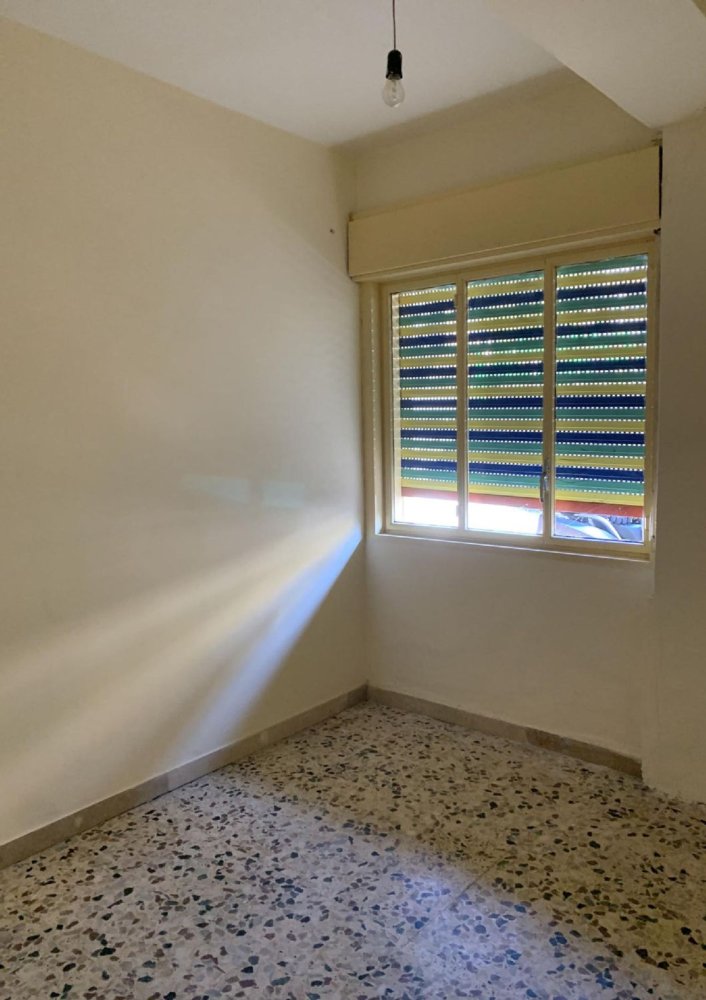 Apartamento de 3 dormitorios en Santo Stefano in Aspromonte, Italy No. 353160