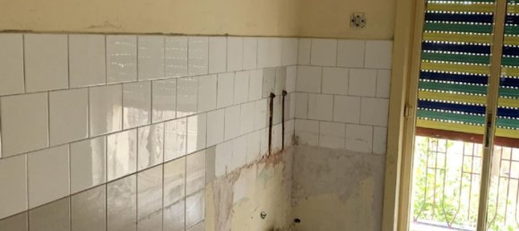 Apartamento de 3 dormitorios en Santo Stefano in Aspromonte, Italy No. 353160 3