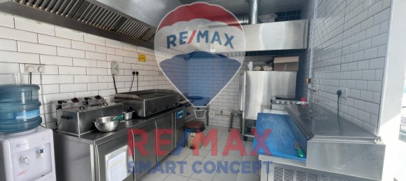 Tienda en Mohamed Bin Zayed City, UAE 76 m² No. 22451 2