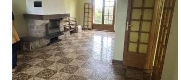 1 bedroom House in Fontaine-Notre-Dame, France No. 212340 3