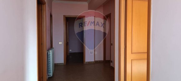 Apartamento de 3 dormitorios en Ardea, Italy No. 111847 7