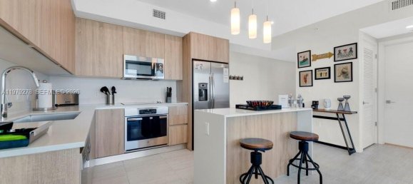 1 Schlafzimmer Gewerbliche Immobilien in Miami, USA, Nr. 615425 19