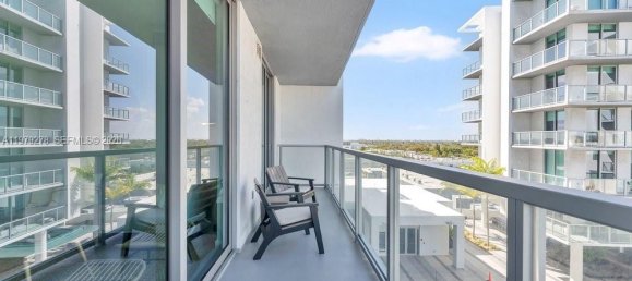1 Schlafzimmer Gewerbliche Immobilien in Miami, USA, Nr. 615425 5