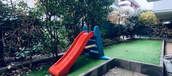 Apartamento de 3 dormitorios en Drancy, France No. 162792 10