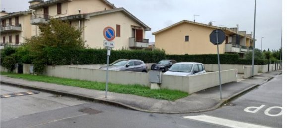 4 rooms Apartment in Altopascio, Italy No. 189309 4