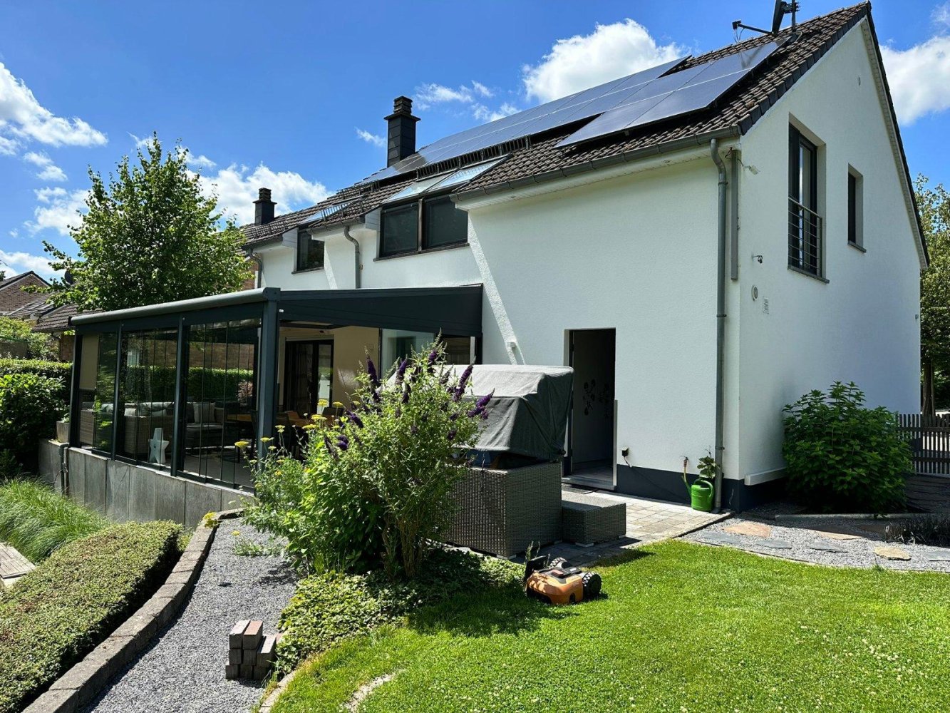 Casa de 3 dormitorios en Aachen, Germany No. 229000