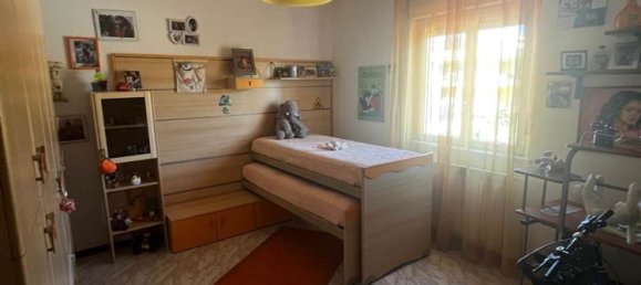 5 rooms Apartment in Palermo, Italy No. 46628 7