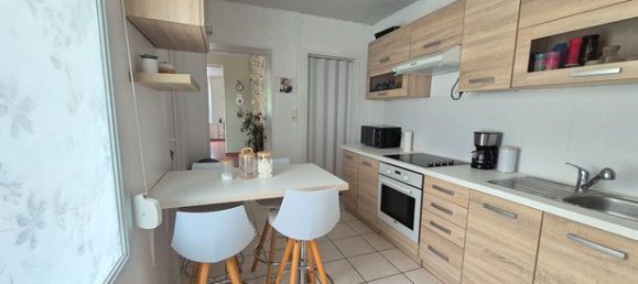 3 bedrooms House in Lievin, France No. 313013 3