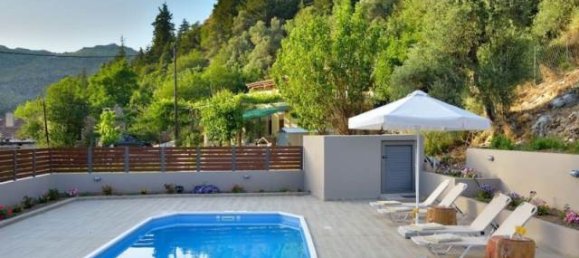 3 bedrooms Commercial property in Chania, Greece No. 900 17