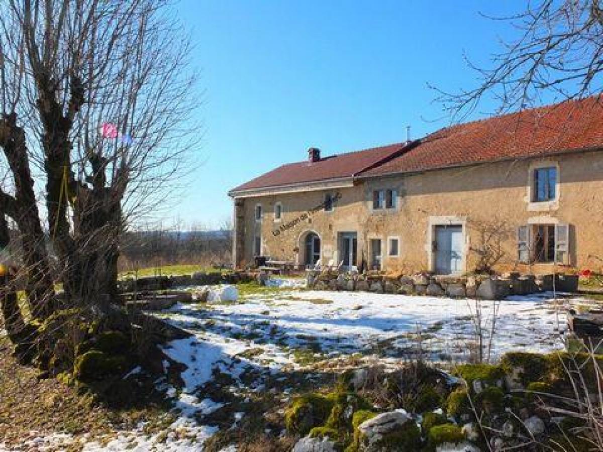 3 bedrooms House in Longchaumois, France No. 27189
