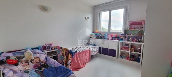 Dúplex de 3 dormitorios en Neuilly-sur-Marne, France No. 183143 10