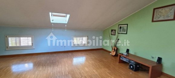 Пентхаус с 2 спальнями в Фузиньяно, Италия № 346997 45