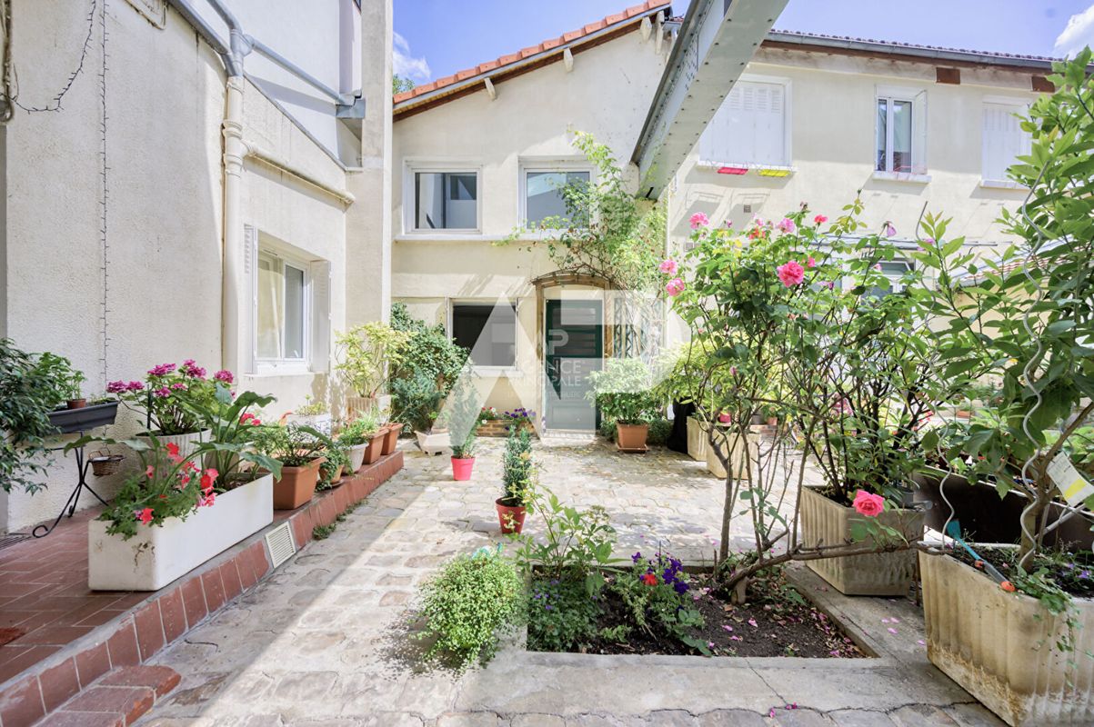 2 غرف نوم منزل في Chaville, France رقم 134855