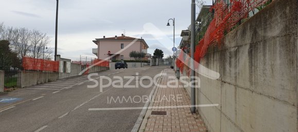 Terreno em Città Sant'Angelo, Italy 601 m² N.º 145515 10