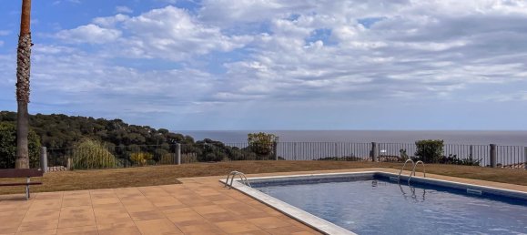 4 bedrooms Villa in Tossa de Mar, Spain No. 11311 2