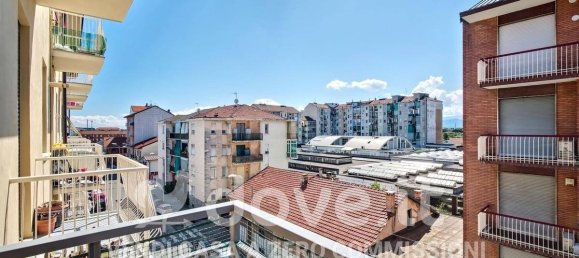 1 bedroom Apartment in Turin, Italy No. 296350 21