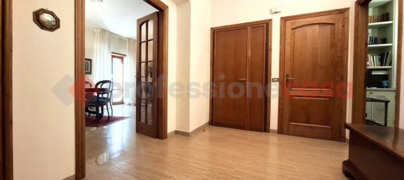 Квартира с 6 комнатами в Сора, Италия № 56845 6