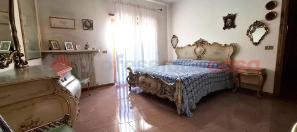 Квартира с 6 комнатами в Сора, Италия № 56845 12