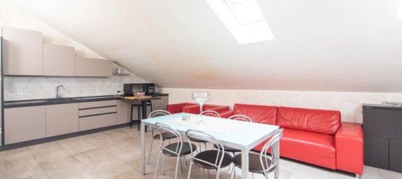 3 bedrooms Apartment in Turin, Italy No. 315074 16