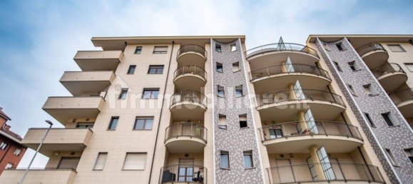 3 bedrooms Apartment in Turin, Italy No. 315074 20