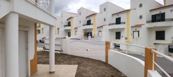 3 bedrooms House in Ericeira, Portugal No. 151437 5