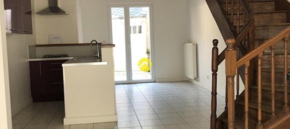 3 bedrooms Townhouse in Lignieres, France No. 232077 7
