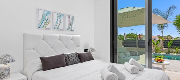 4 bedrooms Villa in El Campello, Spain No. 189244 7