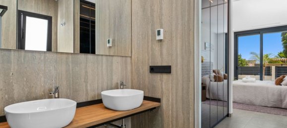 4 bedrooms Villa in El Campello, Spain No. 189244 4