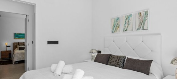 4 bedrooms Villa in El Campello, Spain No. 189244 9