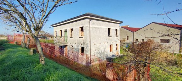 3 Schlafzimmer Haus in Porto Viro, Italy, Nr. 75321 18