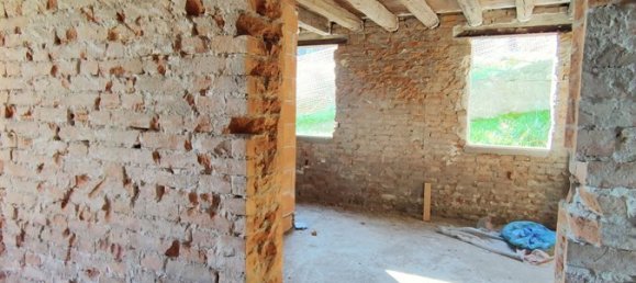 3 Schlafzimmer Haus in Porto Viro, Italy, Nr. 75321 8