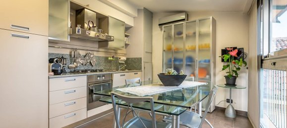 11 rooms Castles in Rivoli, Italy No. 208345 16