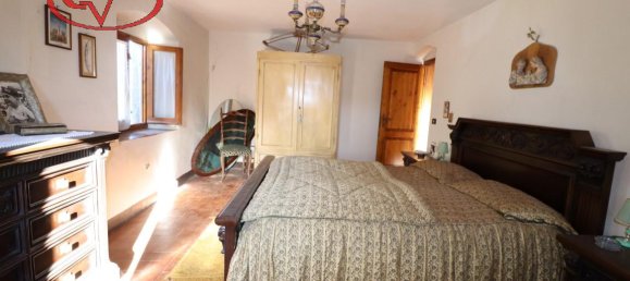 8 rooms House in Cavriglia, Italy No. 237628 42