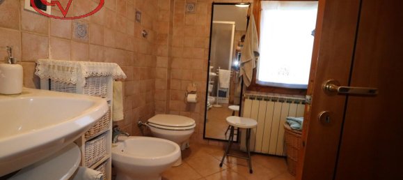 8 rooms House in Cavriglia, Italy No. 237628 24