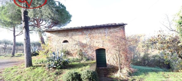 8 rooms House in Cavriglia, Italy No. 237628 9