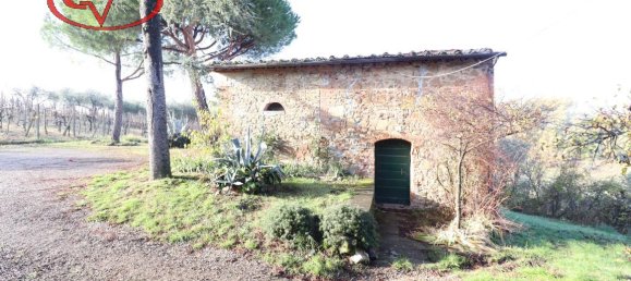 8 rooms House in Cavriglia, Italy No. 237628 10