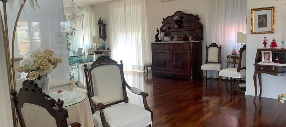 Пентхаус с 7 комнатами в Пезаро, Италия № 196599 4