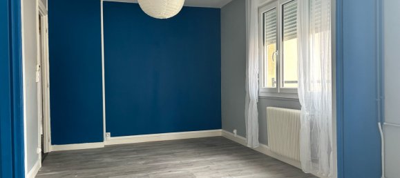 1 bedroom Apartment in Chateauroux, France No. 62425 10