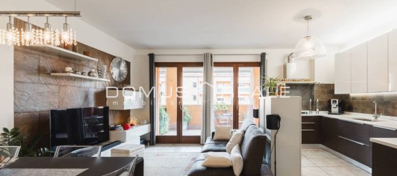 3 bedrooms Apartment in Verona, Italy No. 209221 4