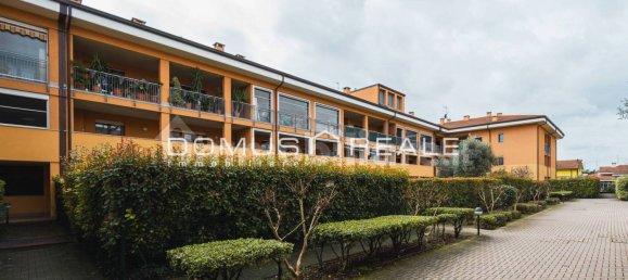 3 bedrooms Apartment in Verona, Italy No. 209221 39