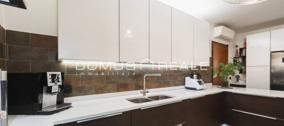 3 bedrooms Apartment in Verona, Italy No. 209221 9