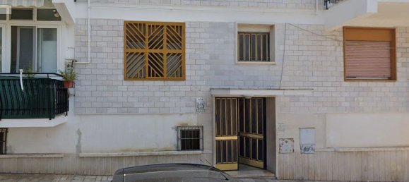 Квартира с 3 комнатами в Модуньо, Италия № 41929 2