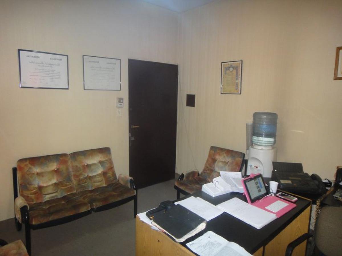 45m² Office in General San Martin, Argentina No. 26828