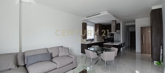 2 bedrooms Apartment in Germasogeia, Cyprus No. 651 2