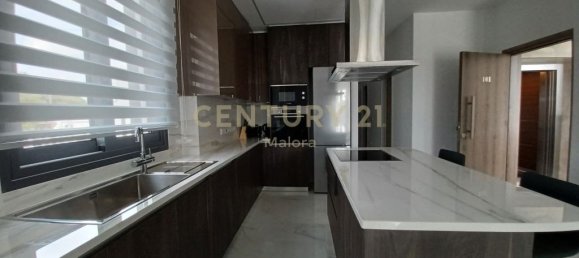 2 bedrooms Apartment in Germasogeia, Cyprus No. 651 8