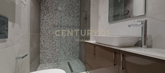 2 bedrooms Apartment in Germasogeia, Cyprus No. 651 10