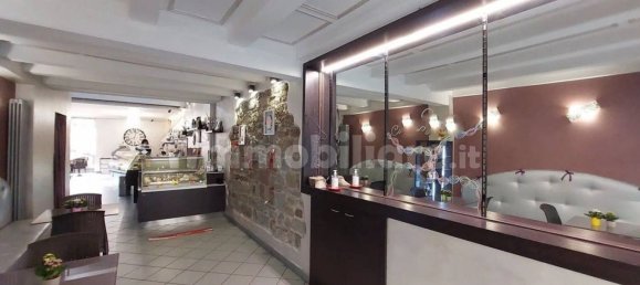 4 rooms Commercial property in Arezzo, Italy No. 207095 5